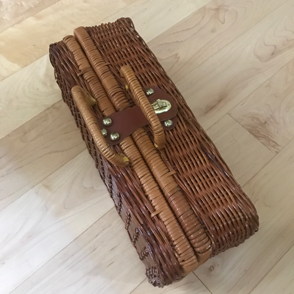 Wicker wine bottle basket - Picture 3 of 8